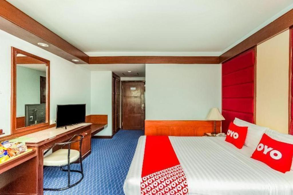 โอโย 441 แกรนด์ ธารา โฮเต็ล Hotel สุราษฎร์ธานี ภายนอก รูปภาพ